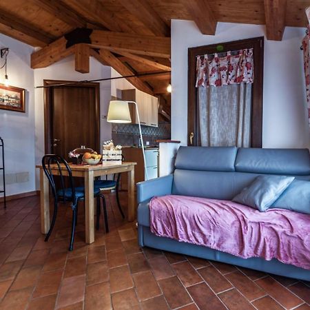 Happy Home Hosting Rieti Bagian luar foto